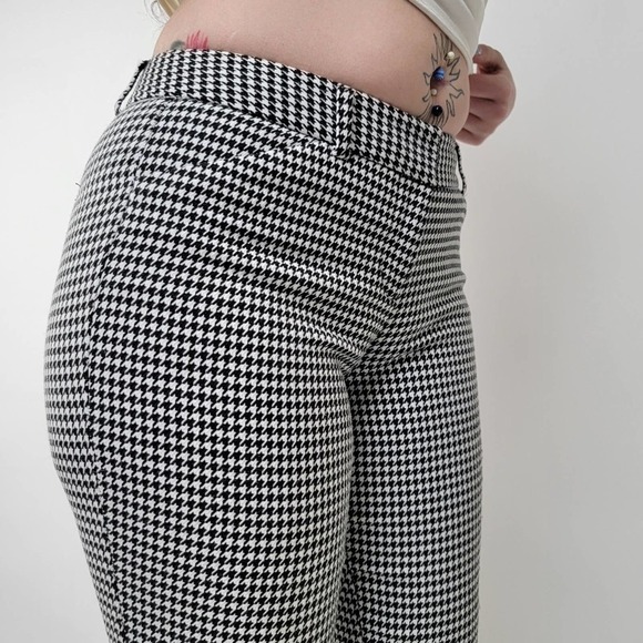 Express Editor High Waisted Houndstooth Pattern Pants 2 - Picture 2 of 7